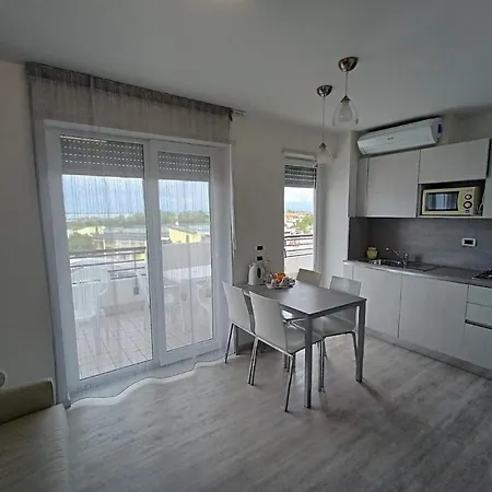 Sanremo מלון 3*
