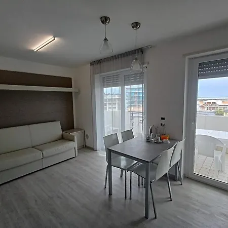 מלון Sanremo 3*