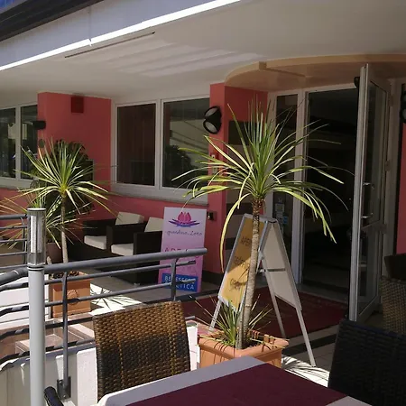 מלון Sanremo 3*